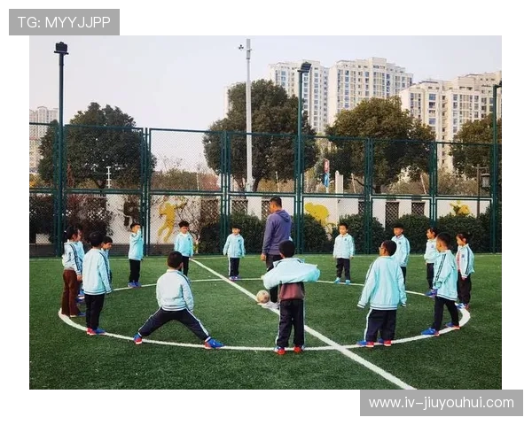 南昌暑期青少年足球训练营全面开启助力孩子激情成长与运动梦想